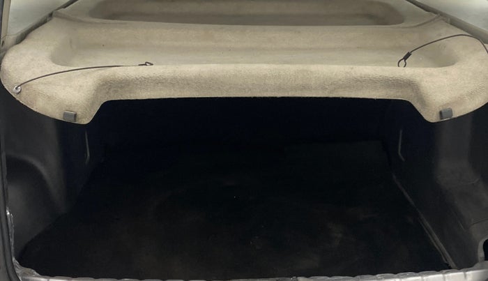 2015 Renault Duster 85 PS RXE DIESEL, Diesel, Manual, 86,870 km, Boot Inside