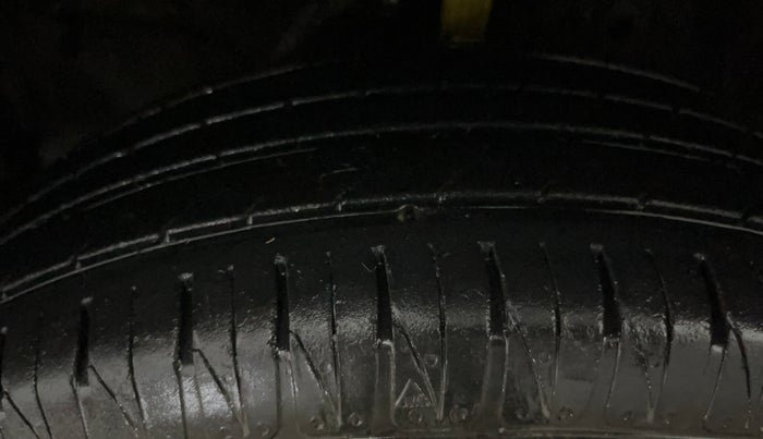 2014 Honda City 1.5L I-VTEC V MT, Petrol, Manual, 50,237 km, Left Front Tyre Tread