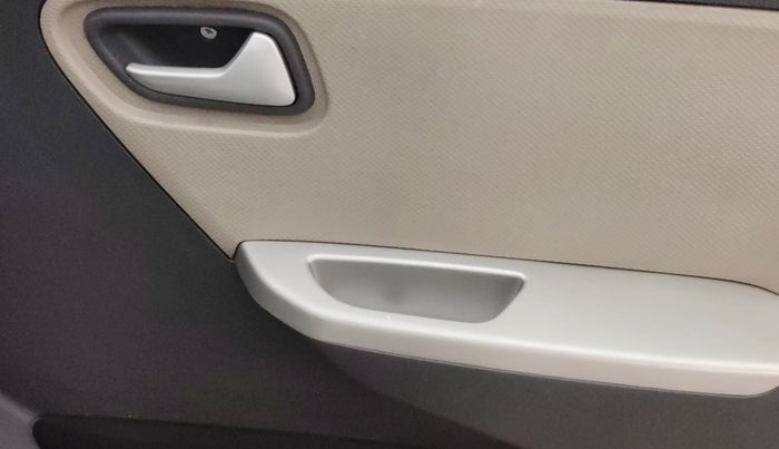 2018 Maruti Alto K10 VXI (O) AMT, Petrol, Automatic, 68,334 km, Driver Side Door Panels Control