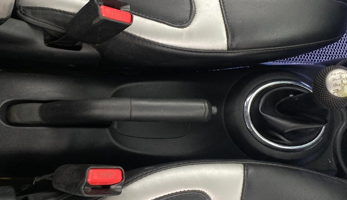 2017 Honda BR-V 1.5L I-VTEC S, Petrol, Manual, 58,372 km, Gear Lever