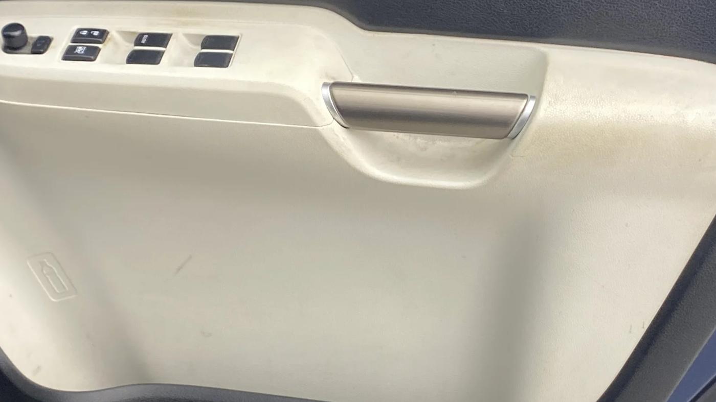 2018 Maruti IGNIS ZETA 1.2, Petrol, Manual, 58,733 km, Driver Side Door Panels Control