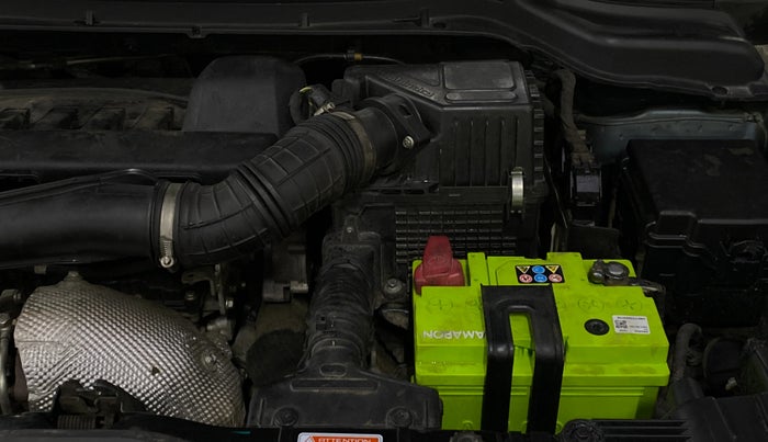 2019 Mahindra XUV300 W8 (O) 1.5 DIESEL, Diesel, Manual, 57,422 km, Engine View - Left