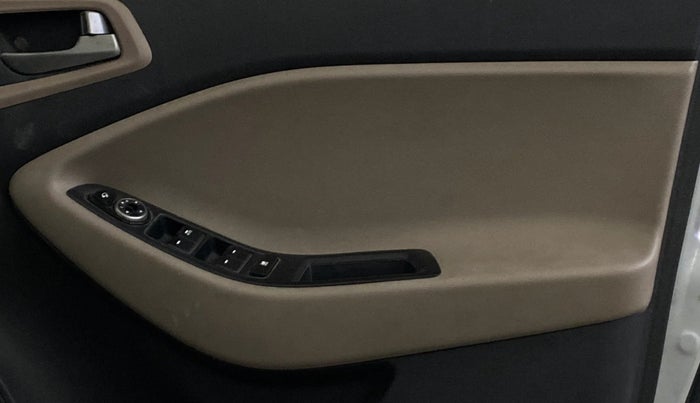 2016 Hyundai Elite i20 ASTA 1.2 (O), Petrol, Manual, 82,580 km, Driver Side Door Panels Control