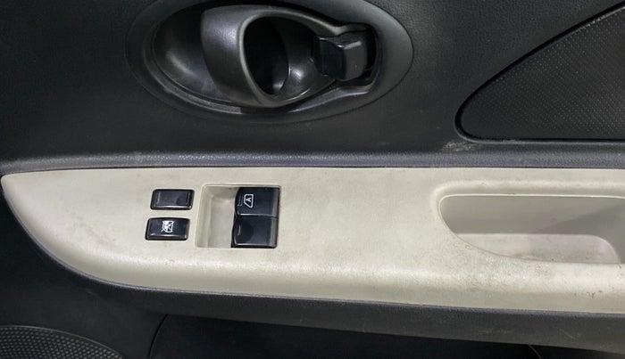 2015 Nissan Micra Active XL, Petrol, Manual, 77,765 km, Driver Side Door Panels Control