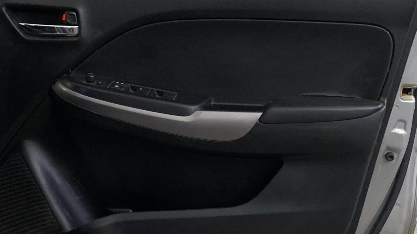 2021 Maruti Baleno DELTA PETROL 1.2, Petrol, Manual, 66,361 km, Driver Side Door Panels Control