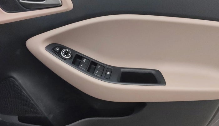 2016 Hyundai Elite i20 ASTA 1.2, Petrol, Manual, 22,501 km, Driver Side Door Panels Control