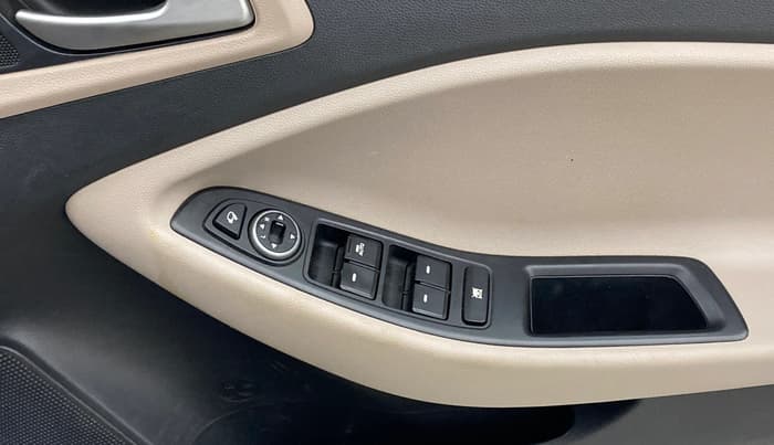 2019 Hyundai Elite i20 ASTA (O) CVT, Petrol, Automatic, 58,477 km, Driver Side Door Panels Control