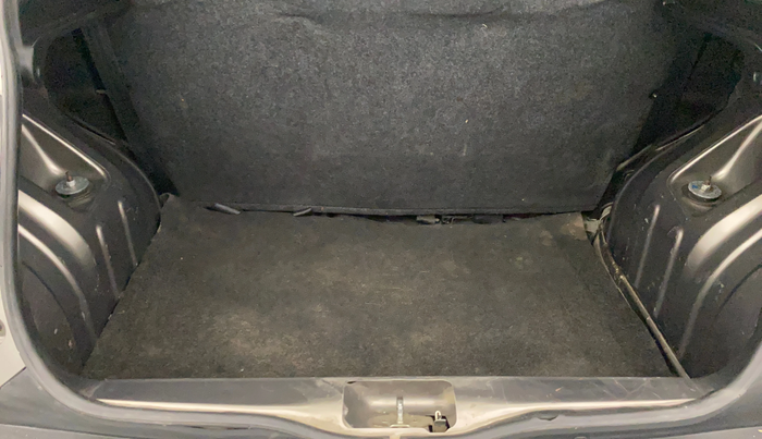 2022 KIA CARENS PREMIUM 1.4 PETROL 7 STR, Petrol, Manual, 67,834 km, Boot Inside