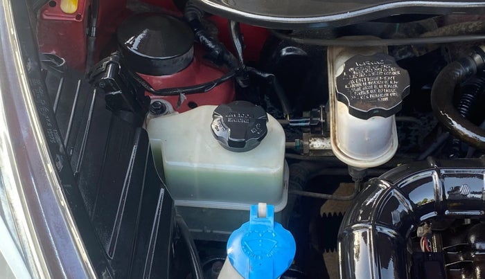 2016 Hyundai Eon ERA +, Petrol, Manual, 1,11,902 km, Engine View - Right