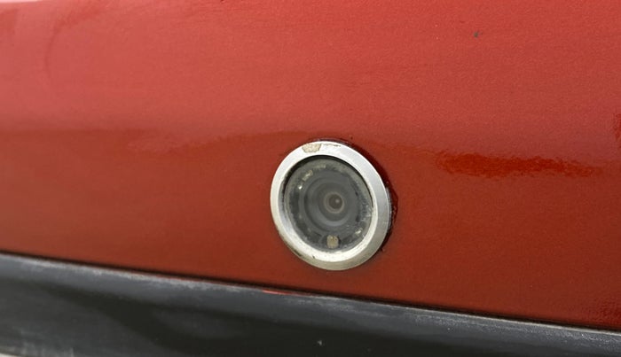 2017 Maruti Vitara Brezza VDI (O), Diesel, Manual, 1,16,957 km, Parking Camera