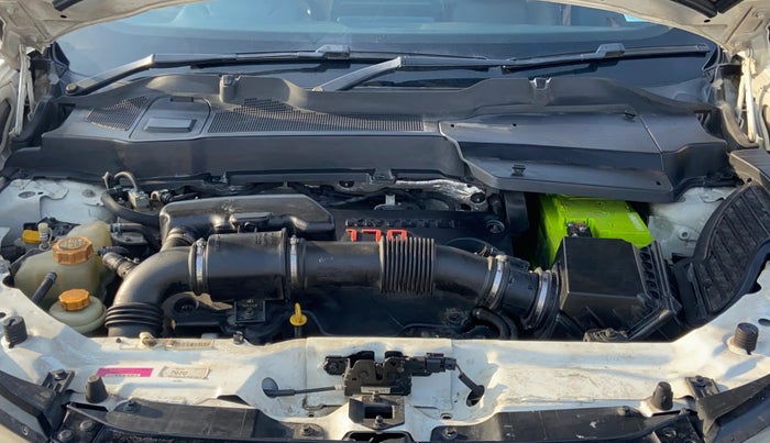 2020 Tata Harrier XZA 2.0L DUAL TONE, Diesel, Automatic, 1,22,626 km, Engine View