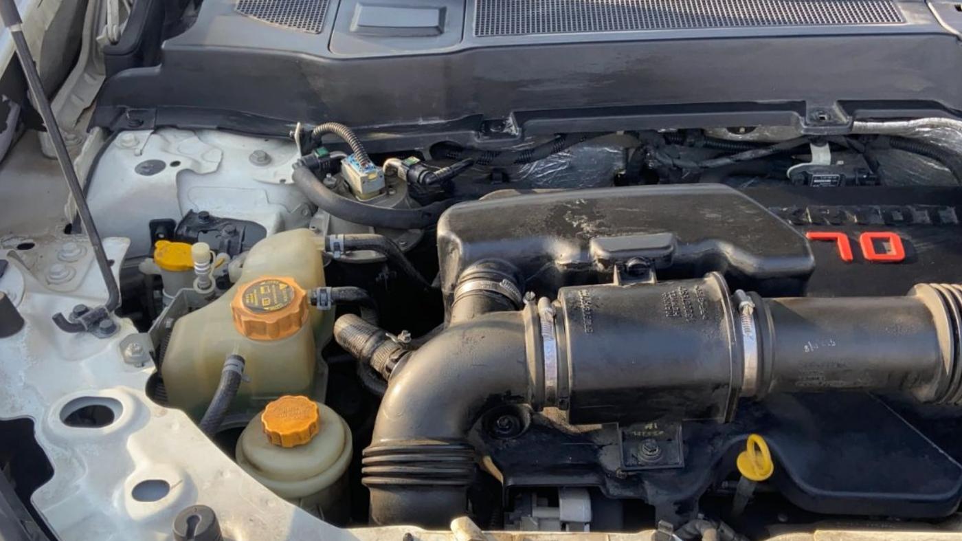 2020 Tata Harrier XZA 2.0L DUAL TONE, Diesel, Automatic, 1,22,626 km, Engine View - Right