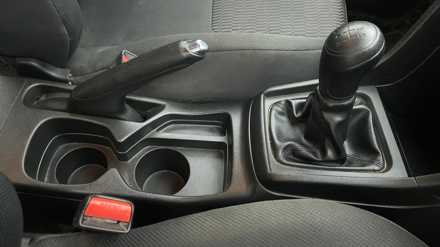 2021 Maruti Vitara Brezza LXI, Petrol, Manual, 14,947 km, Gear Lever