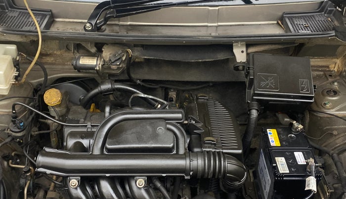 2016 Renault Kwid RXT 0.8, Petrol, Manual, 55,533 km, Engine View