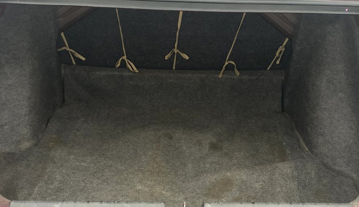 2016 Honda City 1.5L I-VTEC V MT, Petrol, Manual, 1,06,658 km, Boot Inside