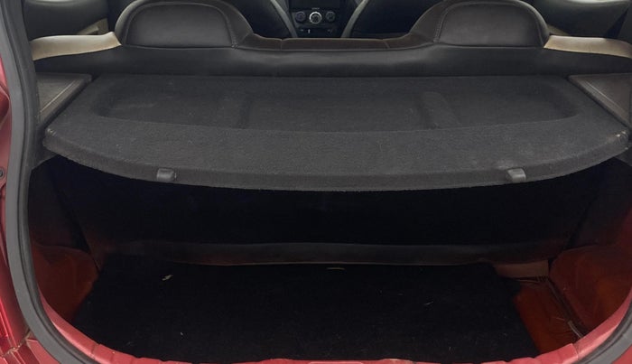 2018 Hyundai Eon MAGNA +, Petrol, Manual, 18,460 km, Boot Inside