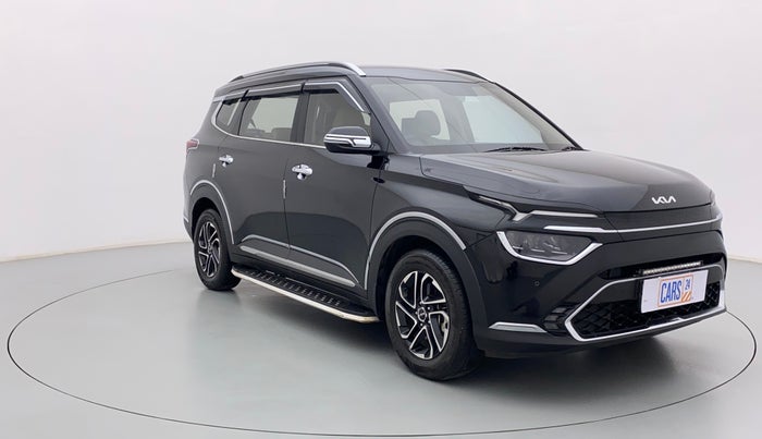 2022 KIA CARENS LUXURY 1.4 PETROL 7 STR, Petrol, Manual, 25,192 km, Right Front Diagonal