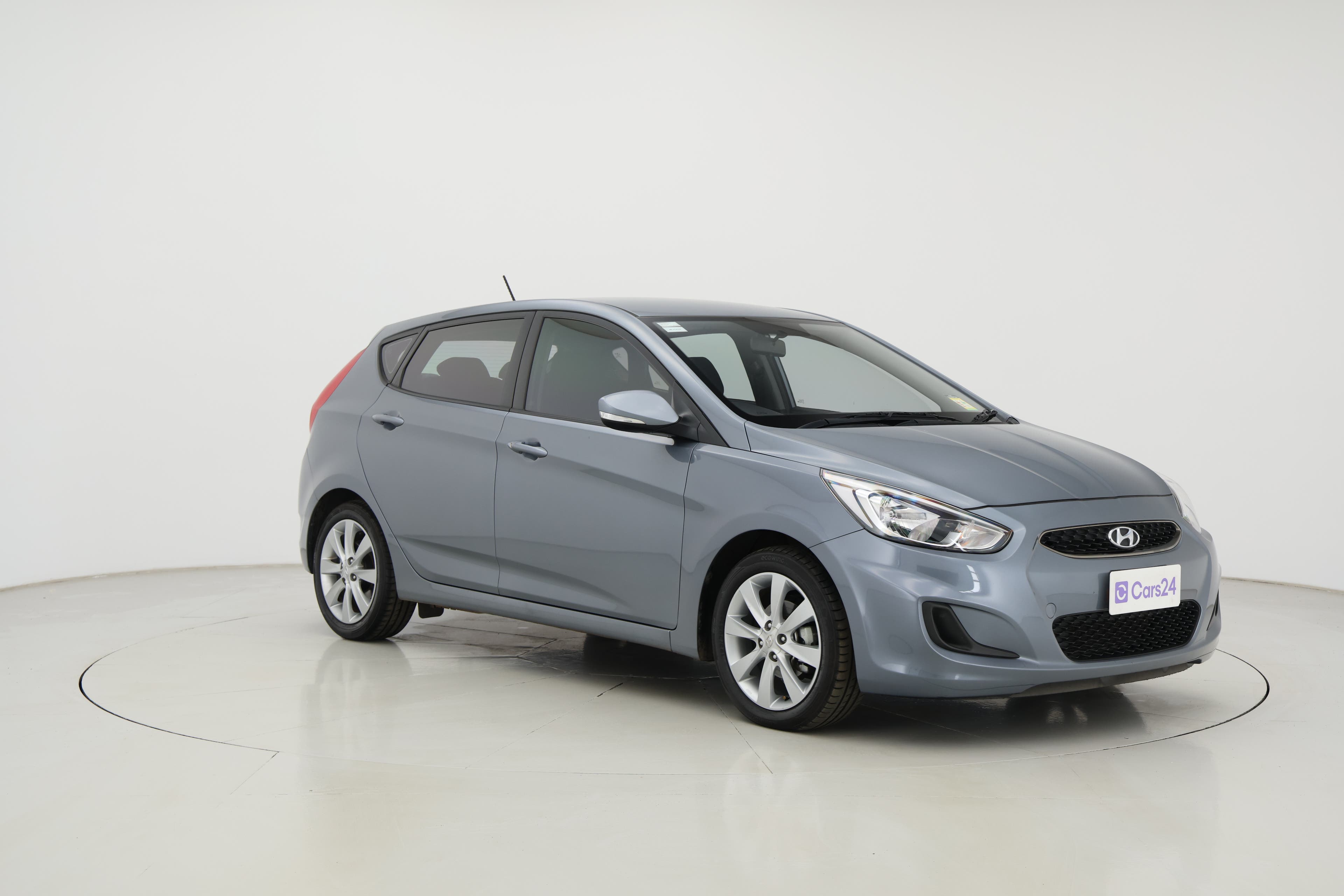 Hyundai Accent image