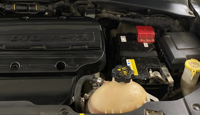 2022 Jeep Compass MODEL S (O) 1.4 PETROL DCT, Petrol, Automatic, 86,495 km, Engine View - Left