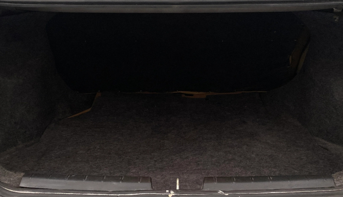 2013 Honda City 1.5L I-VTEC V MT, Petrol, Manual, 1,00,974 km, Boot Inside