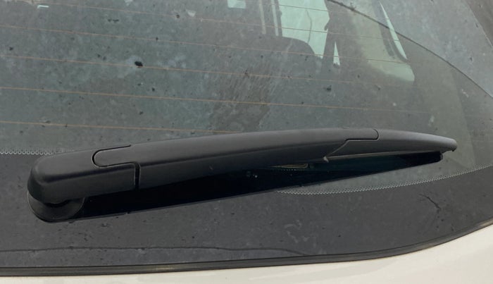 2024 MG HECTOR PLUS SHARP PRO 2.0 TURBO DIESEL 7 STR, Diesel, Manual, 25,742 km, Rear Wiper