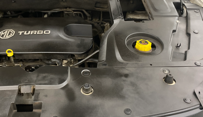 2024 MG HECTOR PLUS SHARP PRO 2.0 TURBO DIESEL 7 STR, Diesel, Manual, 25,742 km, Engine View - Left