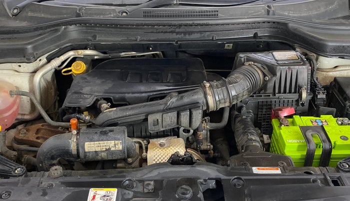 2019 Mahindra XUV300 W6 1.2 PETROL, Petrol, Manual, 58,981 km, Engine View