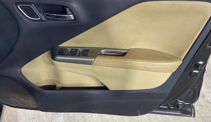 2018 Honda City 1.5L I-VTEC VX CVT, Petrol, Automatic, 75,840 km, Driver Side Door Panels Control