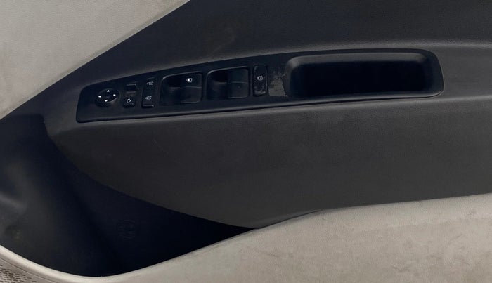 2023 Hyundai GRAND I10 NIOS SPORTZ AMT 1.2 KAPPA VTVT, Petrol, Automatic, 50,935 km, Driver Side Door Panels Control