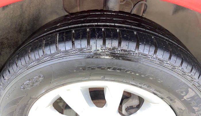 2017 Tata Tiago XZ PETROL, Petrol, Manual, 33,515 km, Right Front Tyre Tread