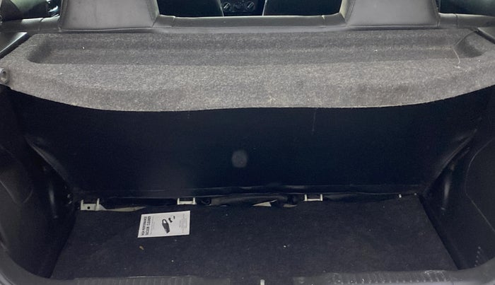 2020 Maruti Swift VXI AMT, Petrol, Automatic, 36,637 km, Boot Inside