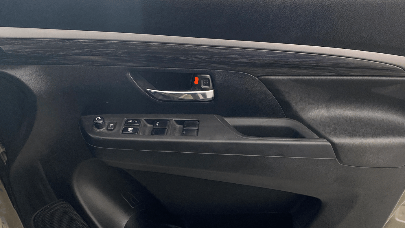 2020 Maruti XL6 ALPHA MT, Petrol, Manual, 73,537 km, Driver Side Door Panels Control