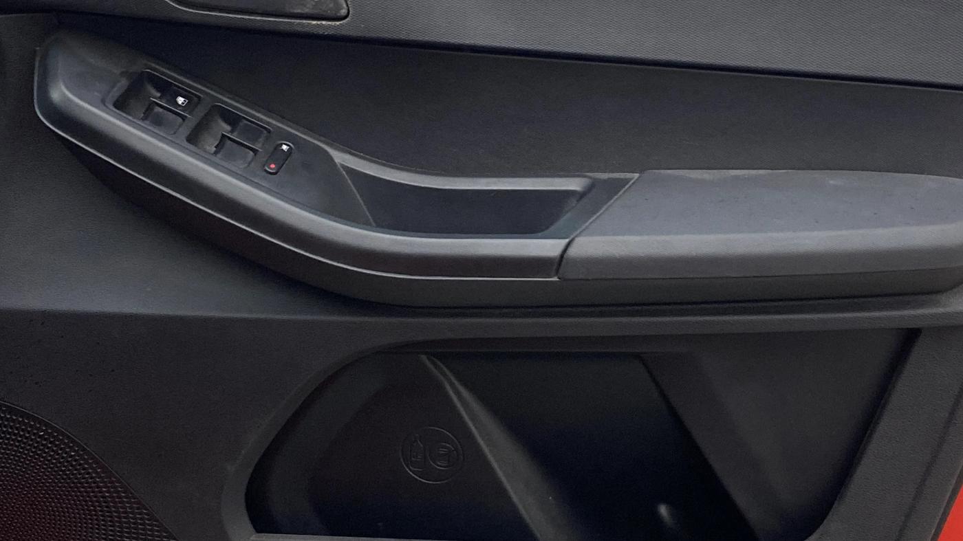 2021 Tata TIAGO NRG XZ AMT, Petrol, Automatic, 56,566 km, Driver Side Door Panels Control