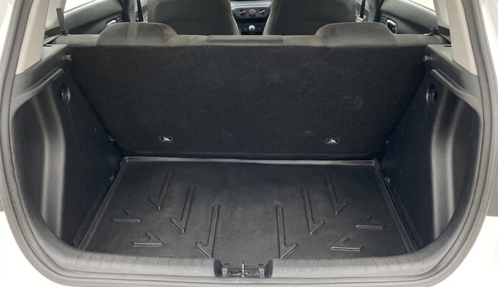 2022 Hyundai NEW I20 MAGNA 1.2 MT, Petrol, Manual, 55,771 km, Boot Inside