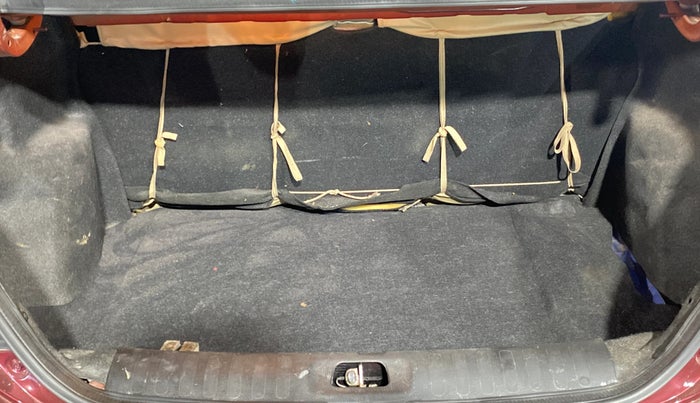 2016 Maruti Swift Dzire VXI, Petrol, Manual, 72,621 km, Boot Inside