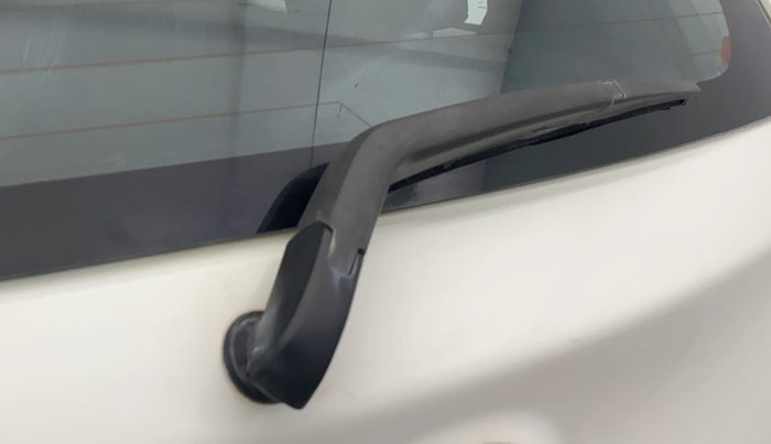 2015 Toyota Etios CROSS 1.2 G, Petrol, Manual, 1,16,991 km, Rear Wiper