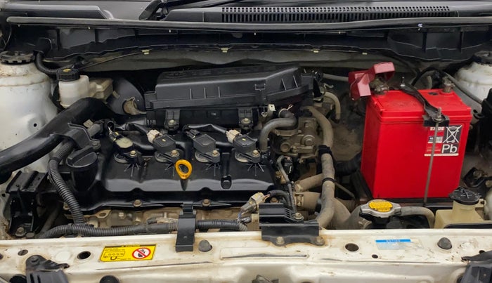 2015 Toyota Etios CROSS 1.2 G, Petrol, Manual, 1,16,991 km, Engine View