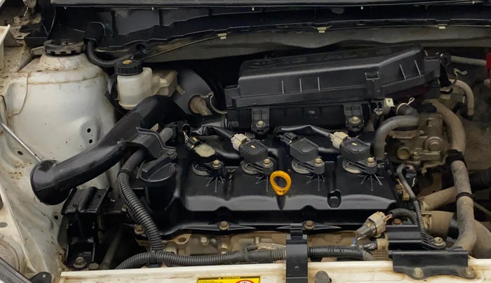 2015 Toyota Etios CROSS 1.2 G, Petrol, Manual, 1,16,991 km, Engine View - Right