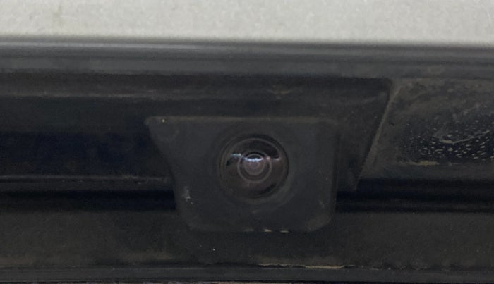 2016 Skoda Superb L&K 1.8 TSI AT, Petrol, Automatic, 1,05,887 km, Parking Camera