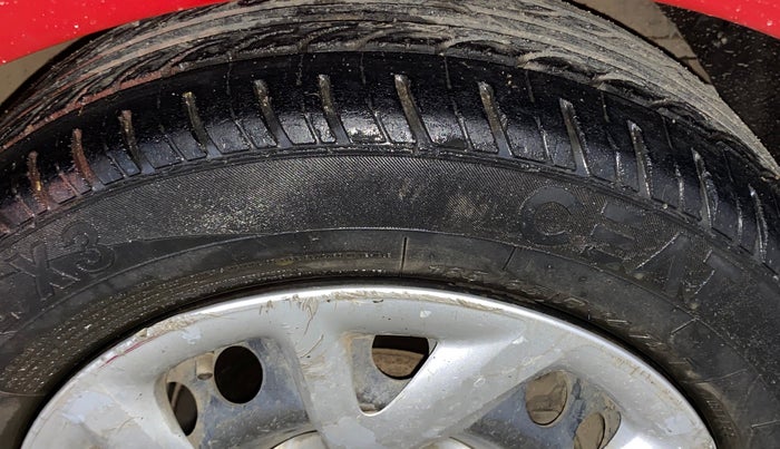 2017 Hyundai Grand i10 SPORTZ (O) 1.2 KAPPA VTVT, Petrol, Manual, 1,28,898 km, Right Rear Tyre Tread