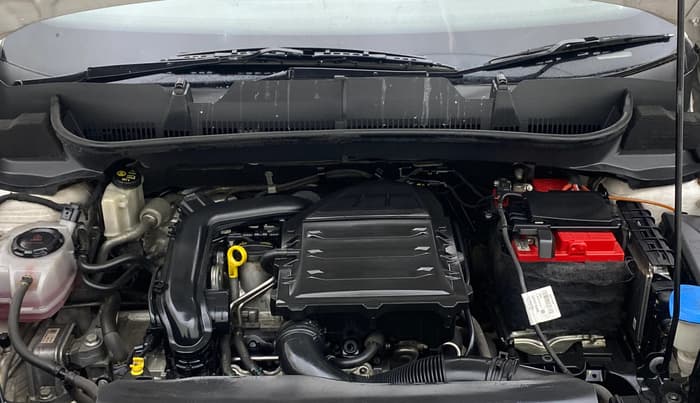 2022 Skoda KUSHAQ AMBITION 1.0L TSI MT, Petrol, Manual, 40,182 km, Engine View