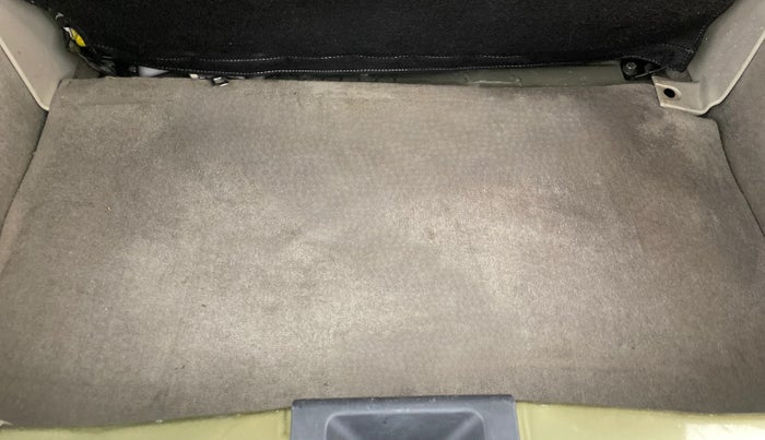 2014 Nissan Micra XV CVT, Petrol, Automatic, 67,138 km, Boot Inside