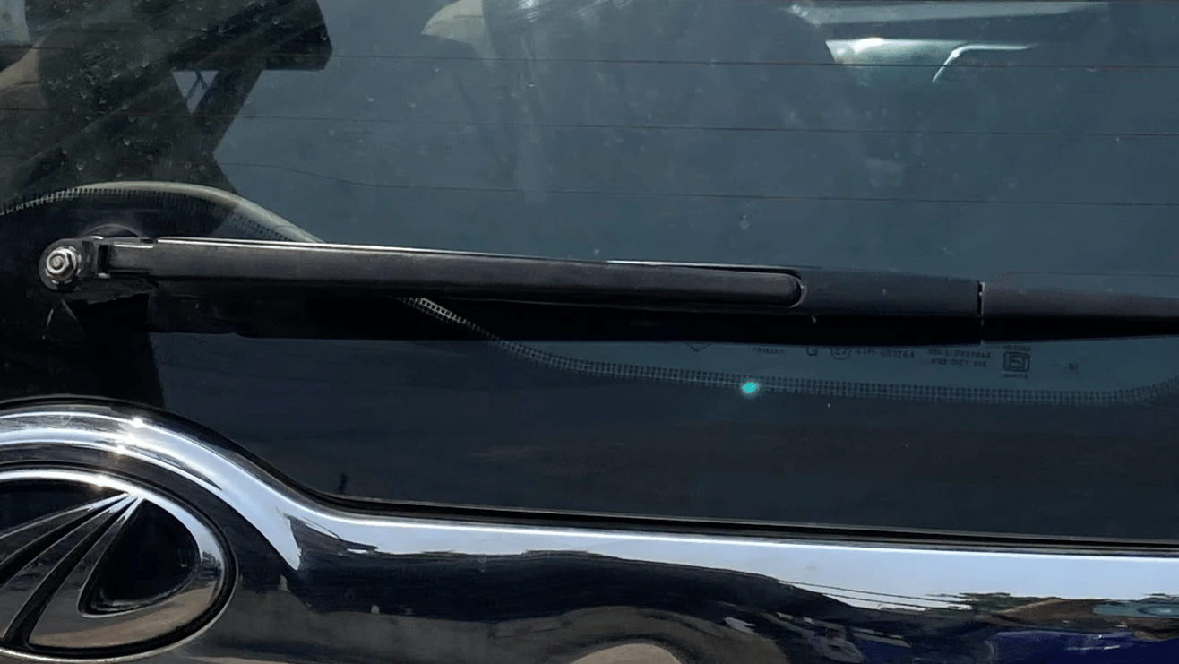 2018 Mahindra MARAZZO M8 7 STR, Diesel, Manual, 1,35,457 km, Rear Wiper