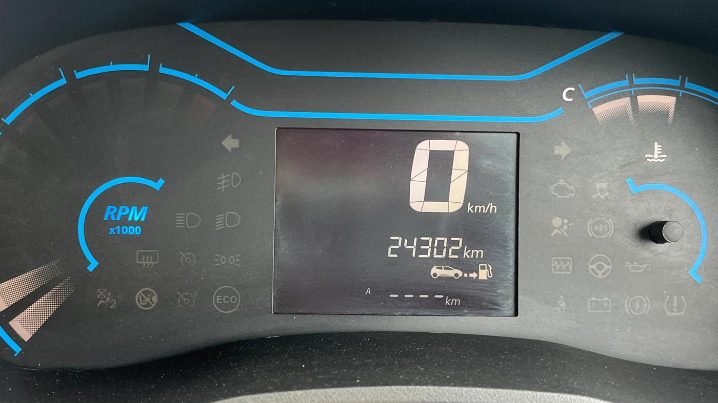2022 Renault Kwid CLIMBER MT 1.0, Petrol, Manual, 24,286 km, Odometer Image