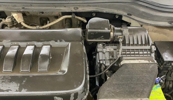 2021 Mahindra XUV700 AX 7 LUXURY D AT 7 STR, Diesel, Automatic, 1,00,162 km, Engine View - Left