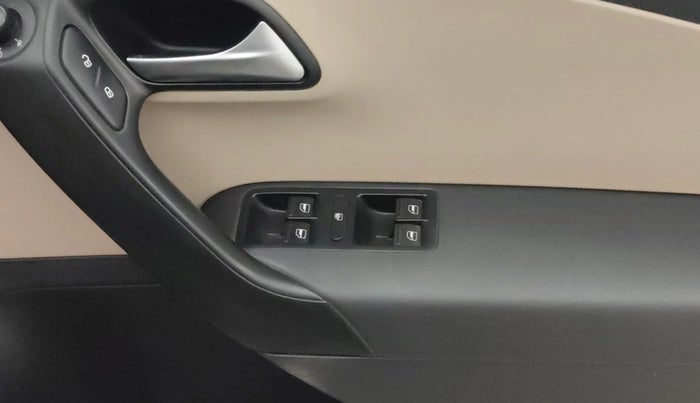 2014 Volkswagen Polo COMFORTLINE 1.2L PETROL, Petrol, Manual, 59,834 km, Driver Side Door Panels Control