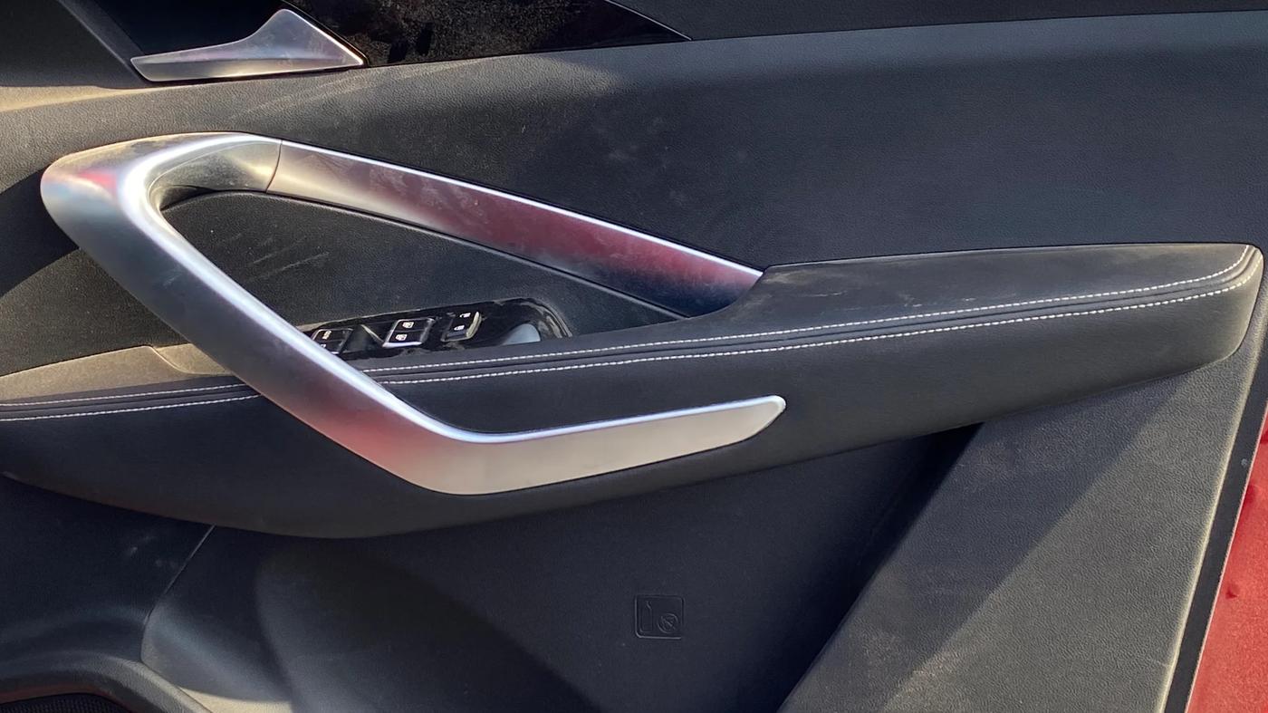 2020 MG HECTOR SHARP 1.5 DCT PETROL, Petrol, Automatic, 37,130 km, Driver Side Door Panels Control