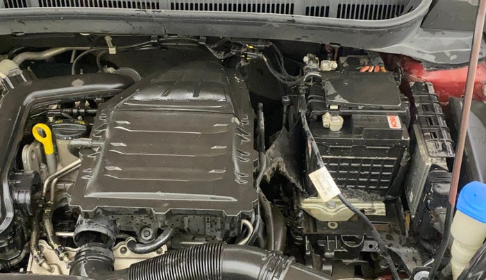 2022 Volkswagen TAIGUN HIGHLINE 1.0 TSI AT, Petrol, Automatic, 28,274 km, Engine View - Left