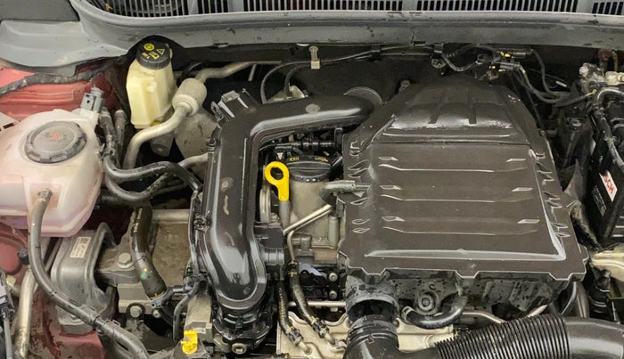 2022 Volkswagen TAIGUN HIGHLINE 1.0 TSI AT, Petrol, Automatic, 28,274 km, Engine View - Right