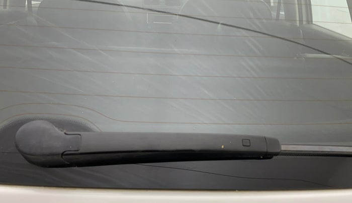 2019 Volkswagen Polo COMFORTLINE 1.0L MPI, Petrol, Manual, 46,393 km, Rear Wiper